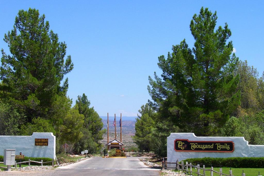 קוטונווד Verde Valley Studio Park Model Cabin 16 מראה חיצוני תמונה